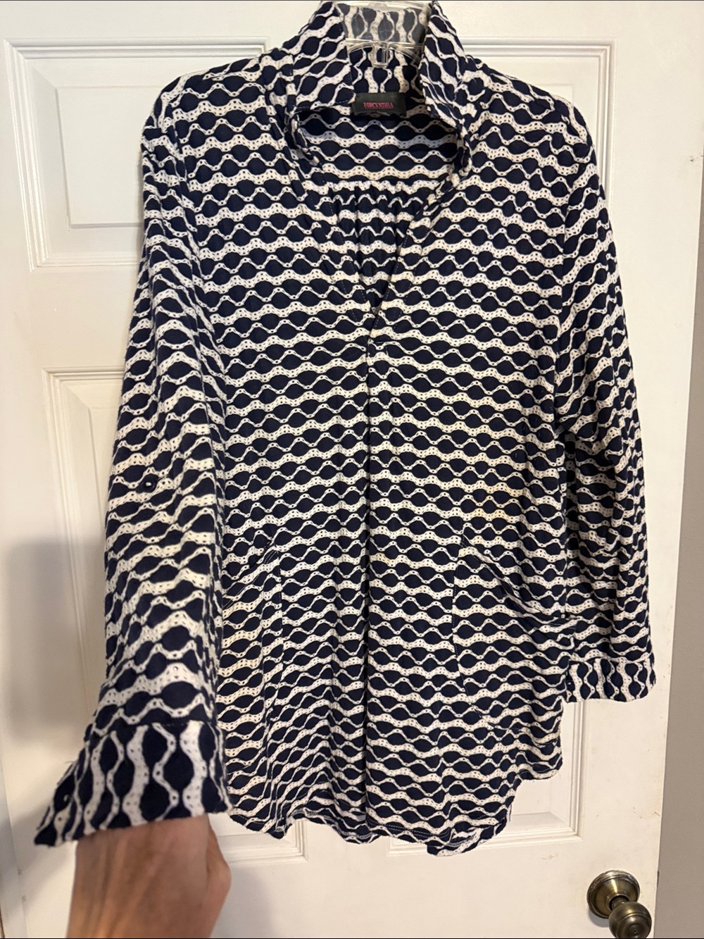 For Cynthia Navy and White Patterned Button-Up Blouse